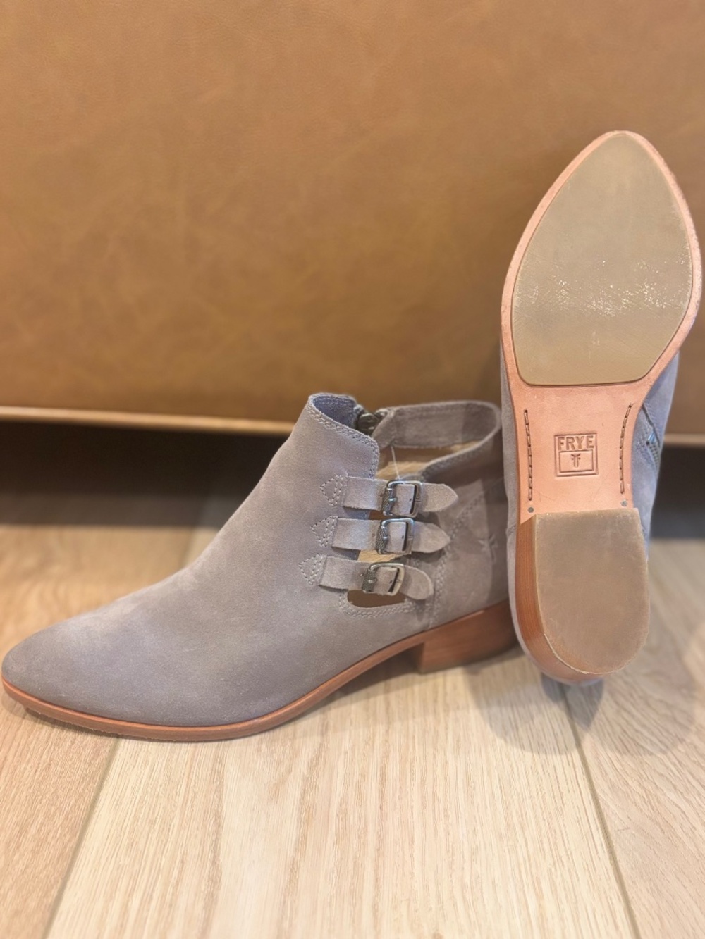 Frye Ray Belted Bootie/ Gray